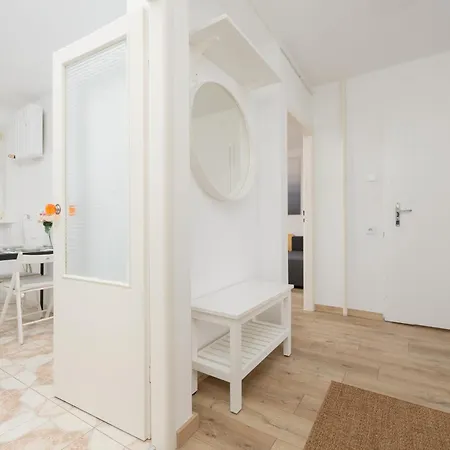 Unique Apartment In Gdynia By Noclegi Renters Exterior photo