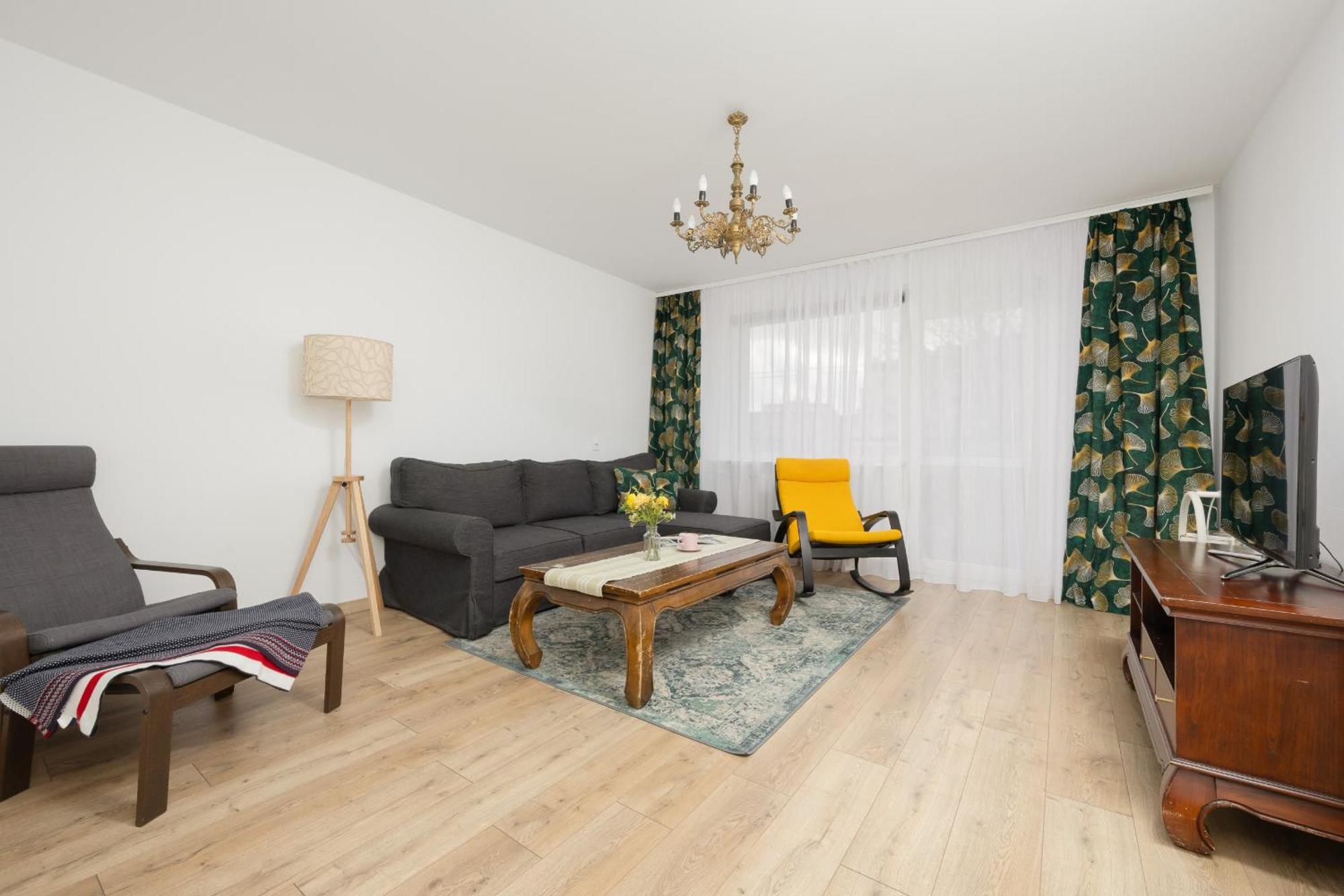 Unique In By Renters